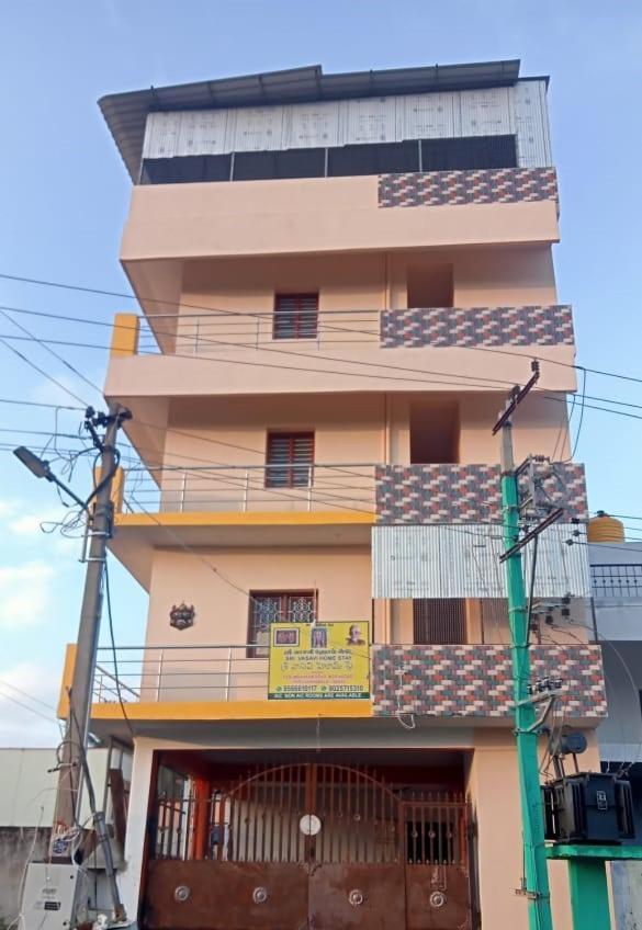Sri Vasavi Home Stay Tiruvannāmalai Dış mekan fotoğraf